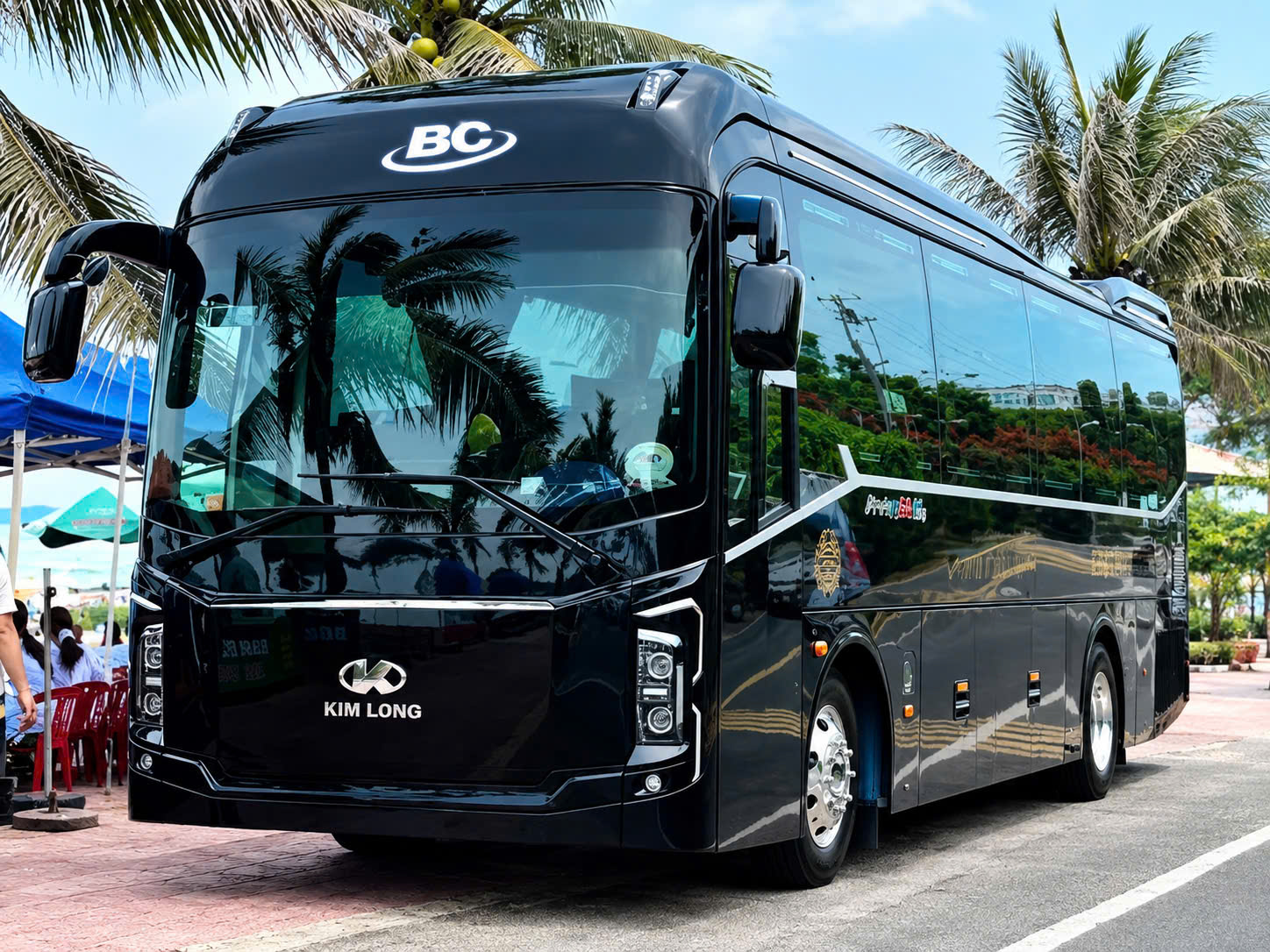 Cho Thuê Xe 19 Chỗ Limousine