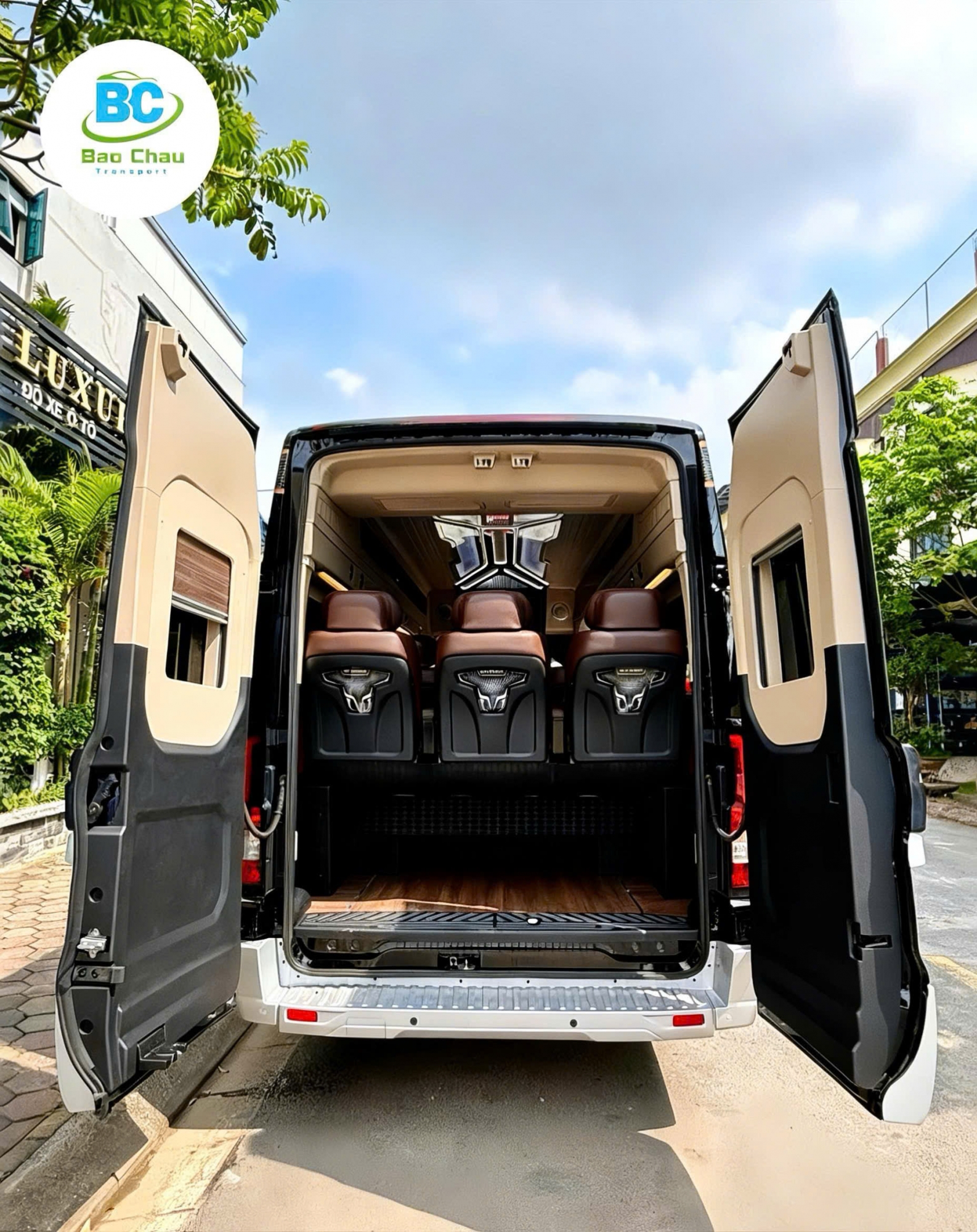 Đẳng Cấp Doanh Nhân, Chuẩn Dịch Vụ VIP