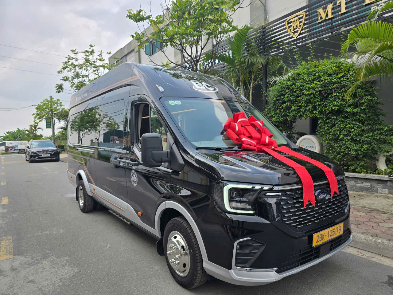 Xe Bảo Châu - Dịch Vụ Cho Thuê Xe Limousine 9 Chỗ, 11 Chỗ Nguyên Chuyến Uy Tín Hàng Đầu